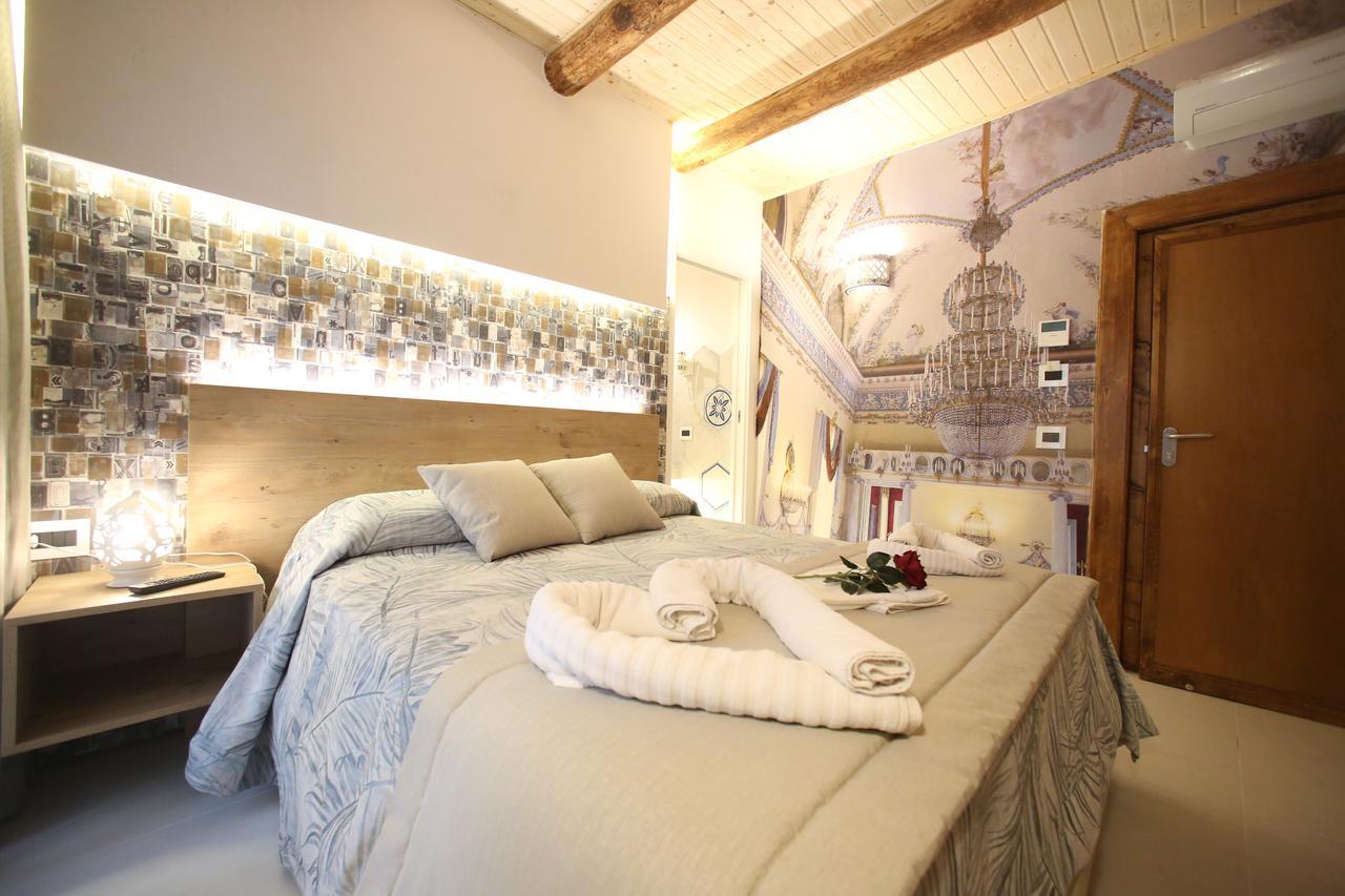 Relais Piazza Del Plebiscito B&B Napoli Ngoại thất bức ảnh