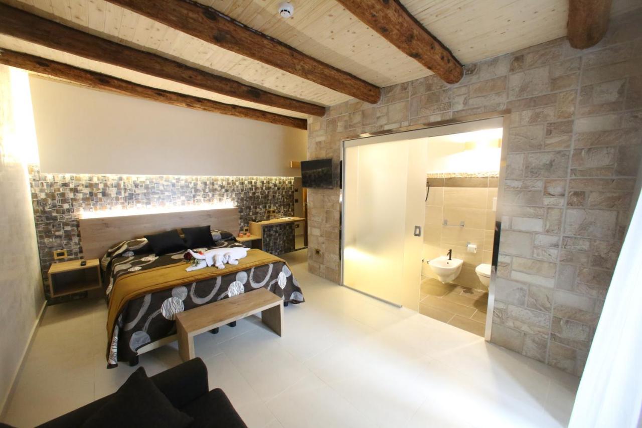 Relais Piazza Del Plebiscito B&B Napoli Ngoại thất bức ảnh