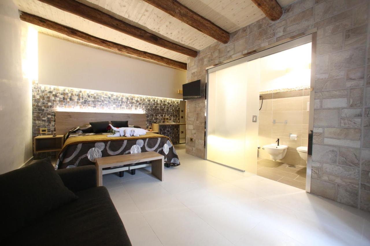 Relais Piazza Del Plebiscito B&B Napoli Ngoại thất bức ảnh